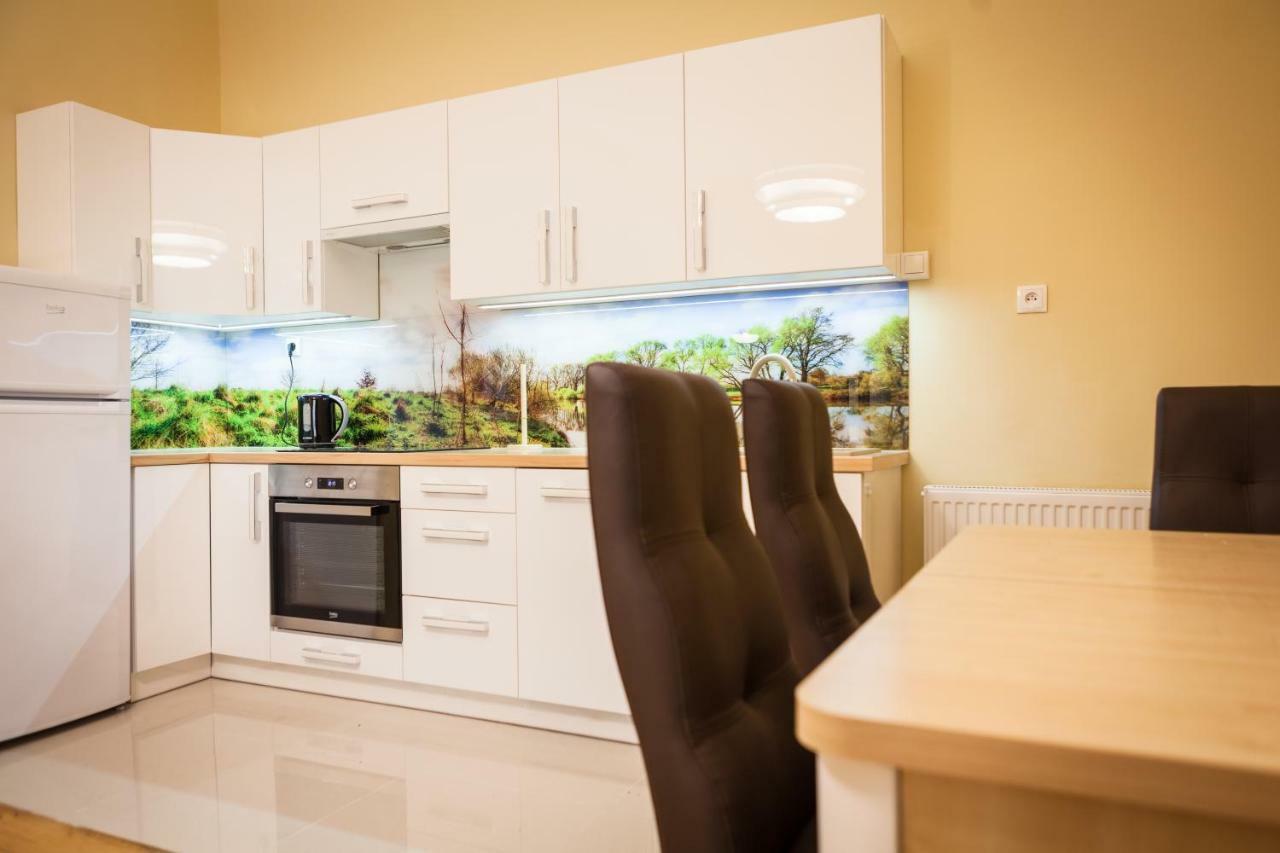 Czar Garbar Apartment พอซนาน ภายนอก รูปภาพ