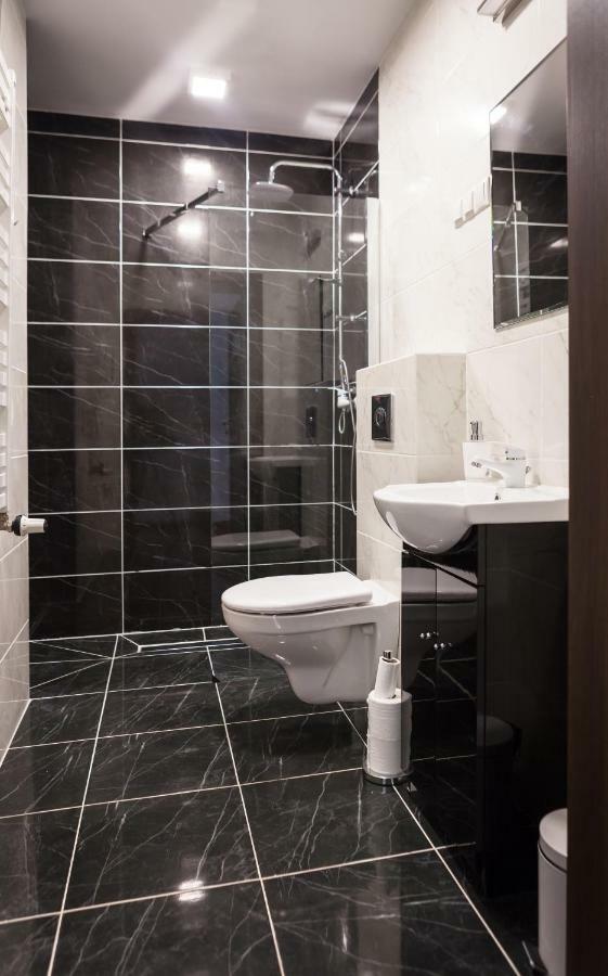 Czar Garbar Apartment พอซนาน ภายนอก รูปภาพ